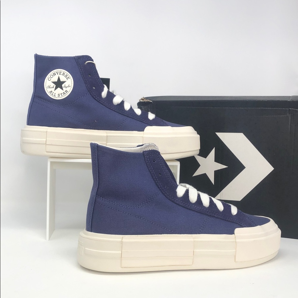 Converse Chuck Taylor All Star Cruis Hi Blue Unisex Platform Shoes - Size 9.5